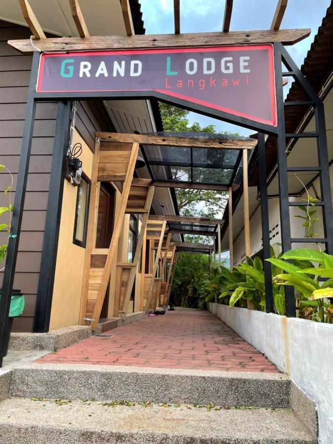 Grand Lodge Langkawi Pantai Cenang  Extérieur photo